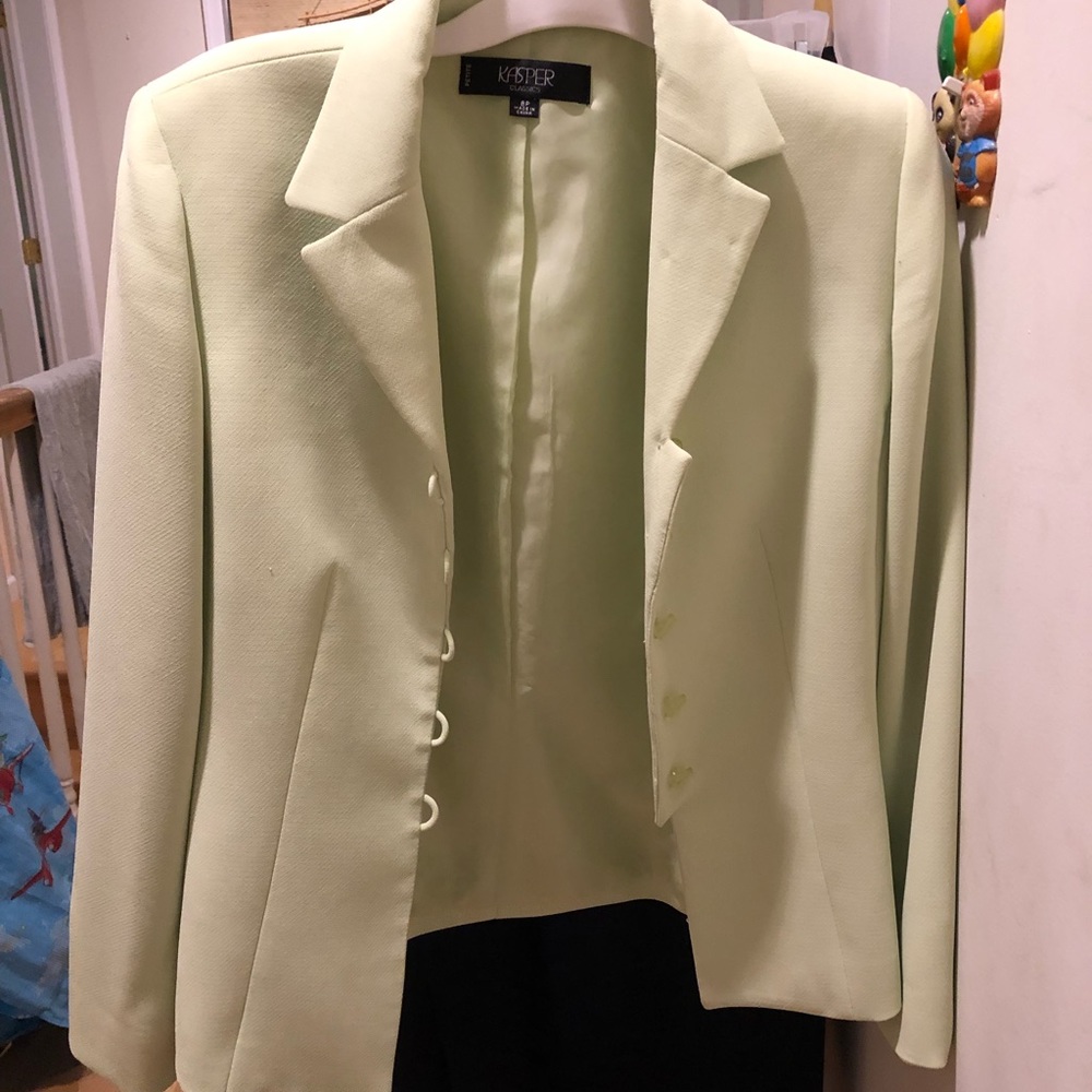 Women’s suit jacket
